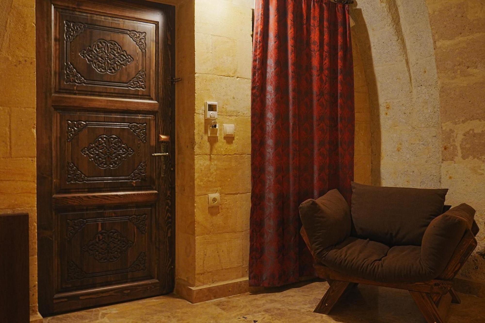 Kayra Cave Suites Гьореме Екстериор снимка