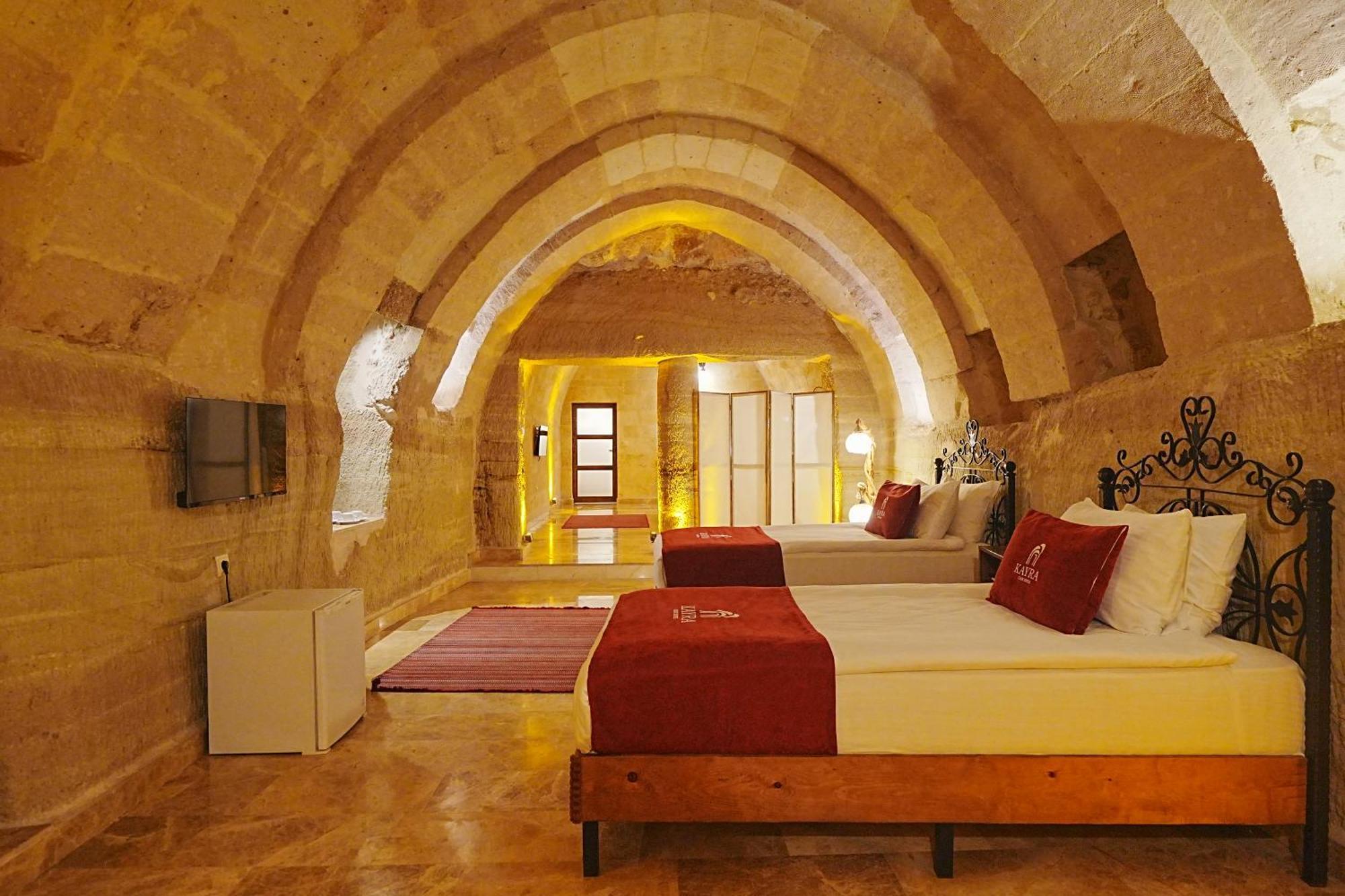 Kayra Cave Suites Гьореме Екстериор снимка