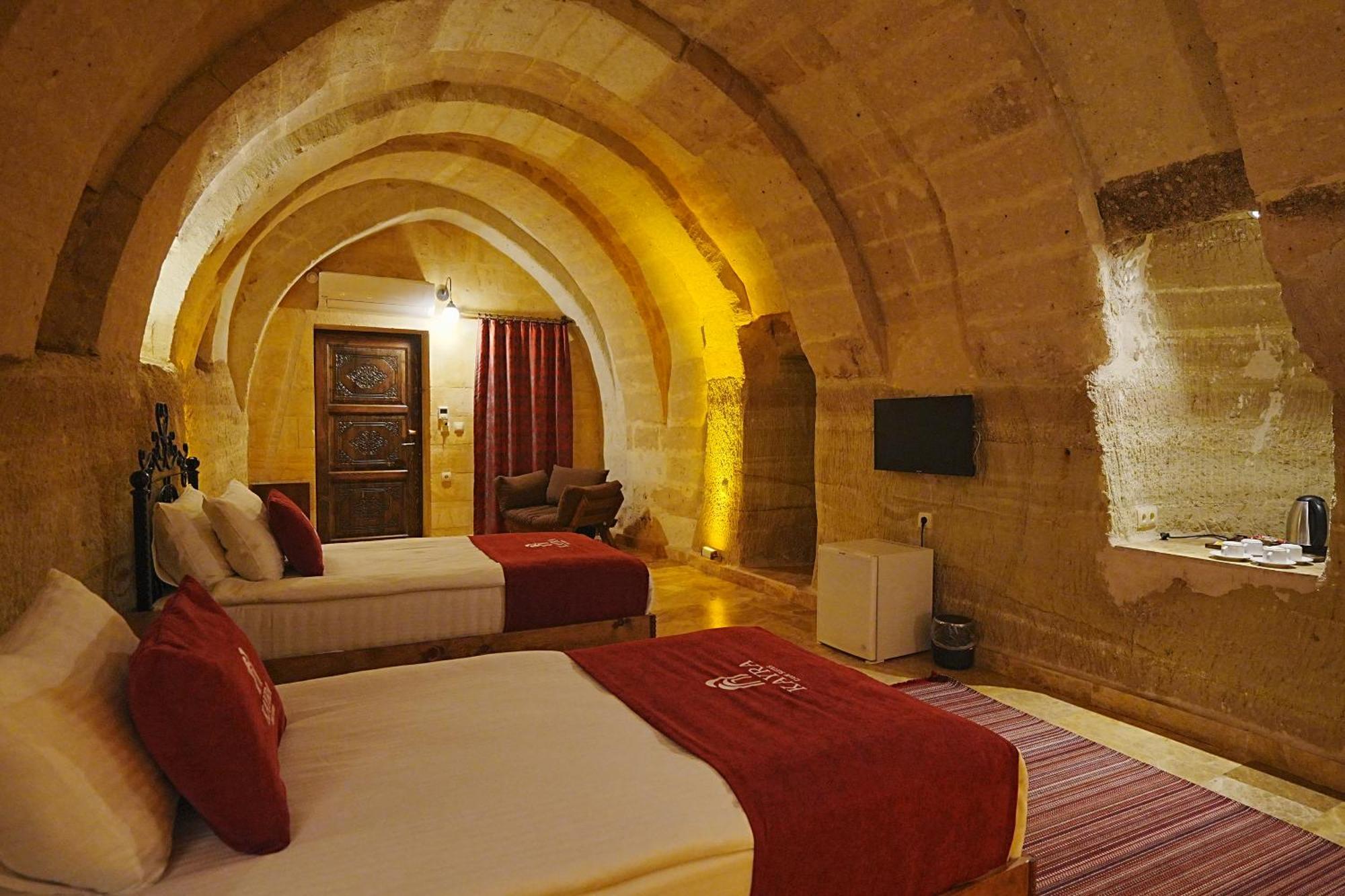 Kayra Cave Suites Гьореме Екстериор снимка