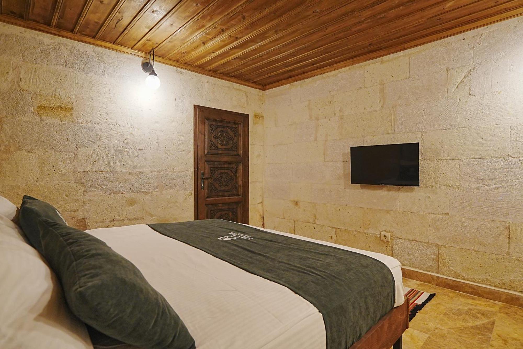 Kayra Cave Suites Гьореме Екстериор снимка