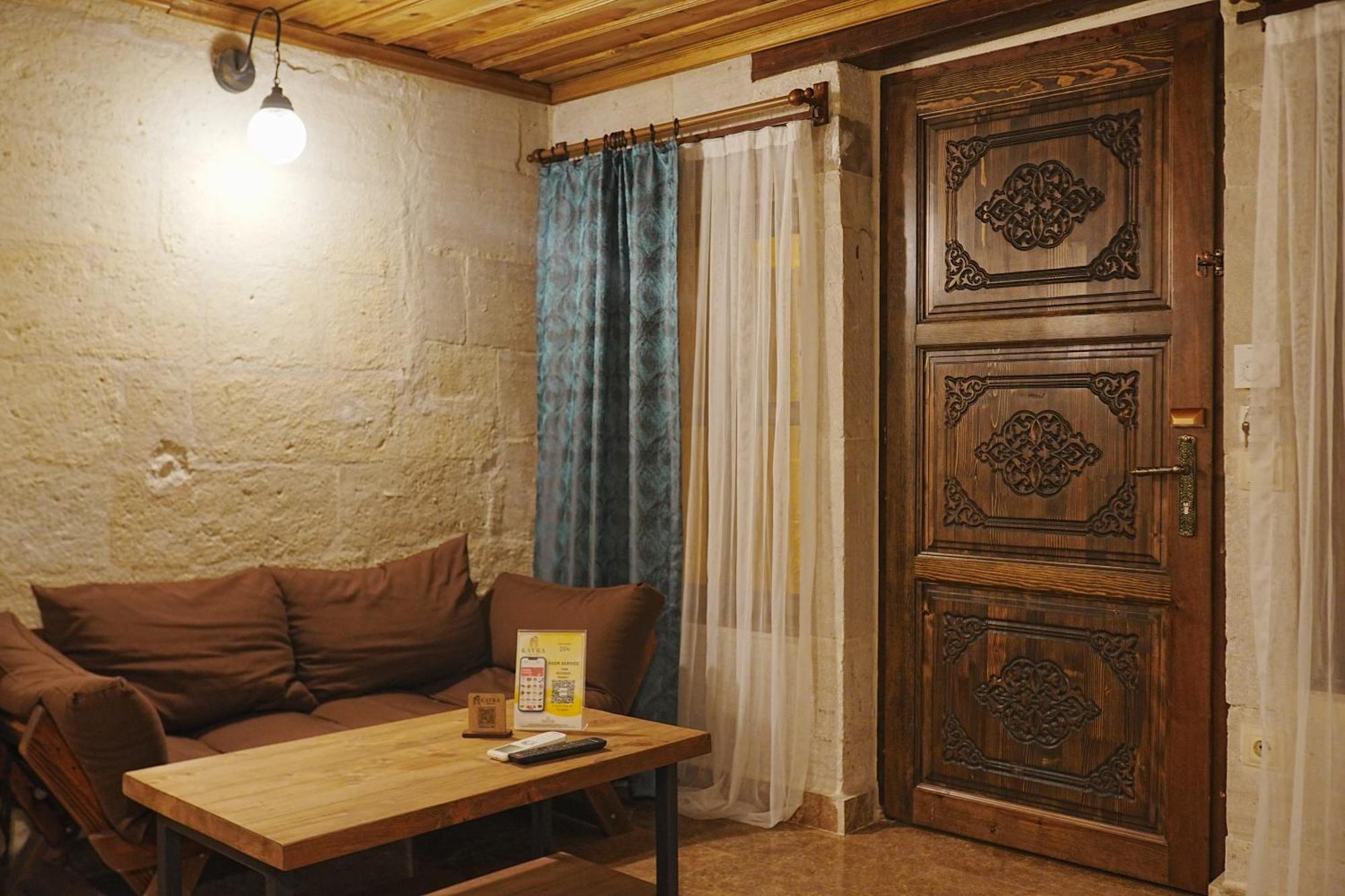 Kayra Cave Suites Гьореме Екстериор снимка
