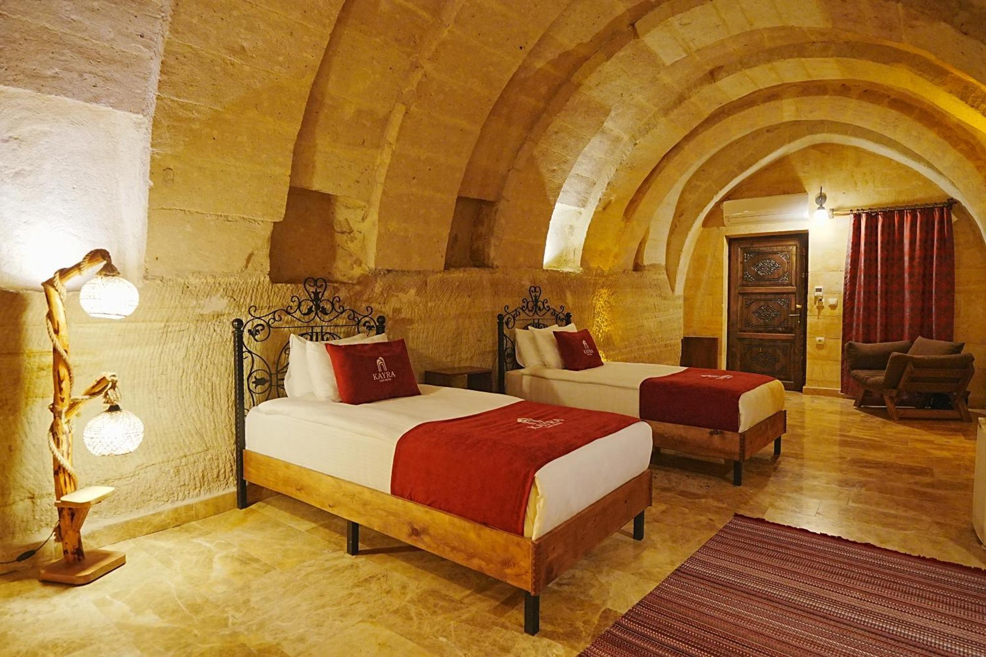 Kayra Cave Suites Гьореме Екстериор снимка