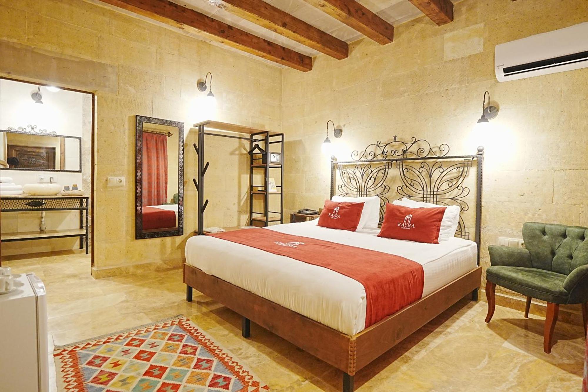 Kayra Cave Suites Гьореме Екстериор снимка