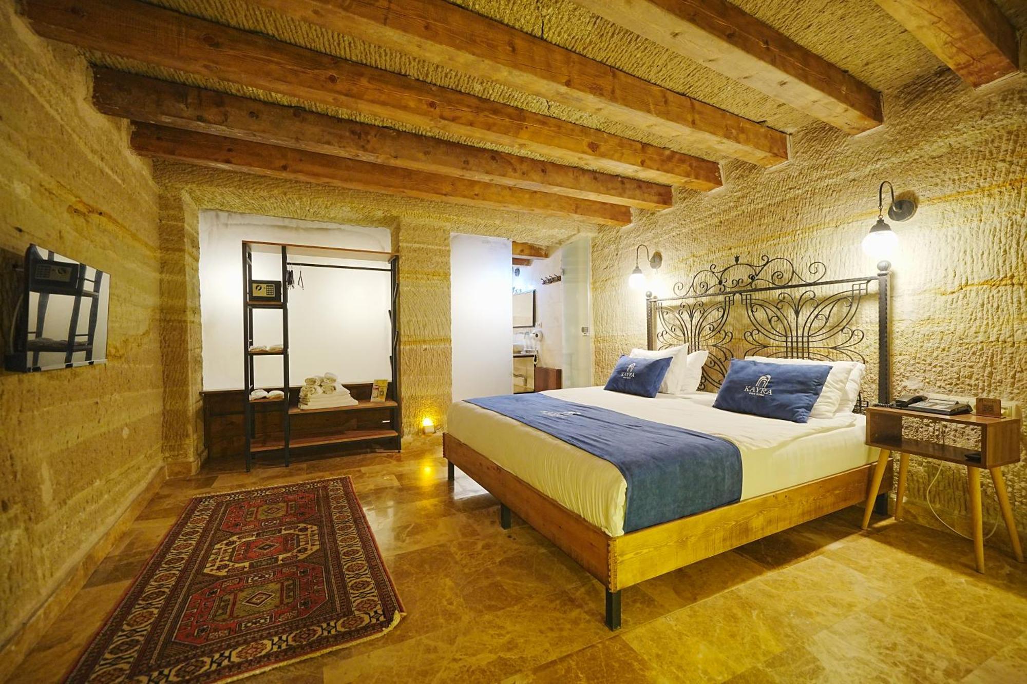 Kayra Cave Suites Гьореме Екстериор снимка